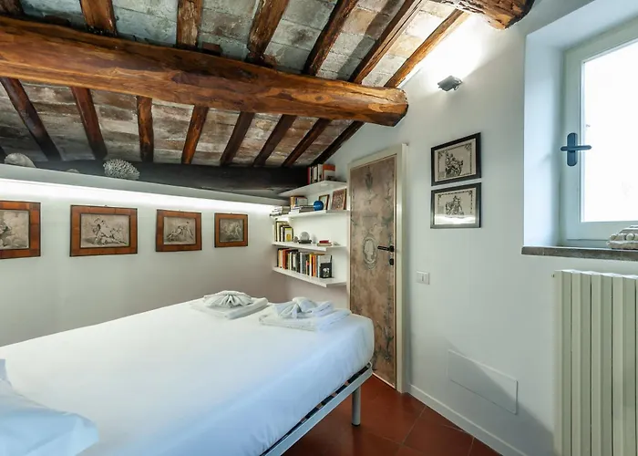 Apartment Elegantis Dimora Dell'architetto In Campo De' Fiori With Private Terrace Rom