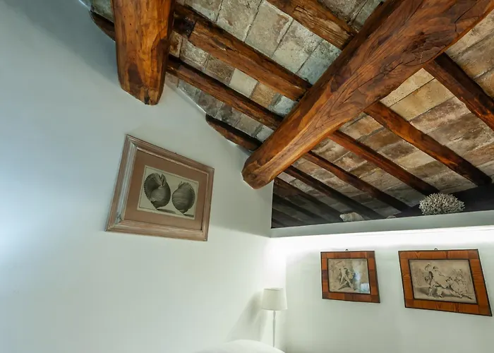 Apartment Elegantis Dimora Dell'architetto In Campo De' Fiori With Private Terrace Rom